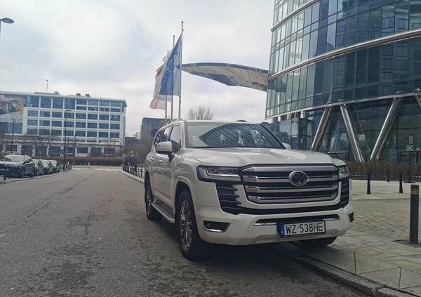Toyota Land Cruiser cena 696468 przebieg: 1000, rok produkcji 2023 z Warszawa małe 326